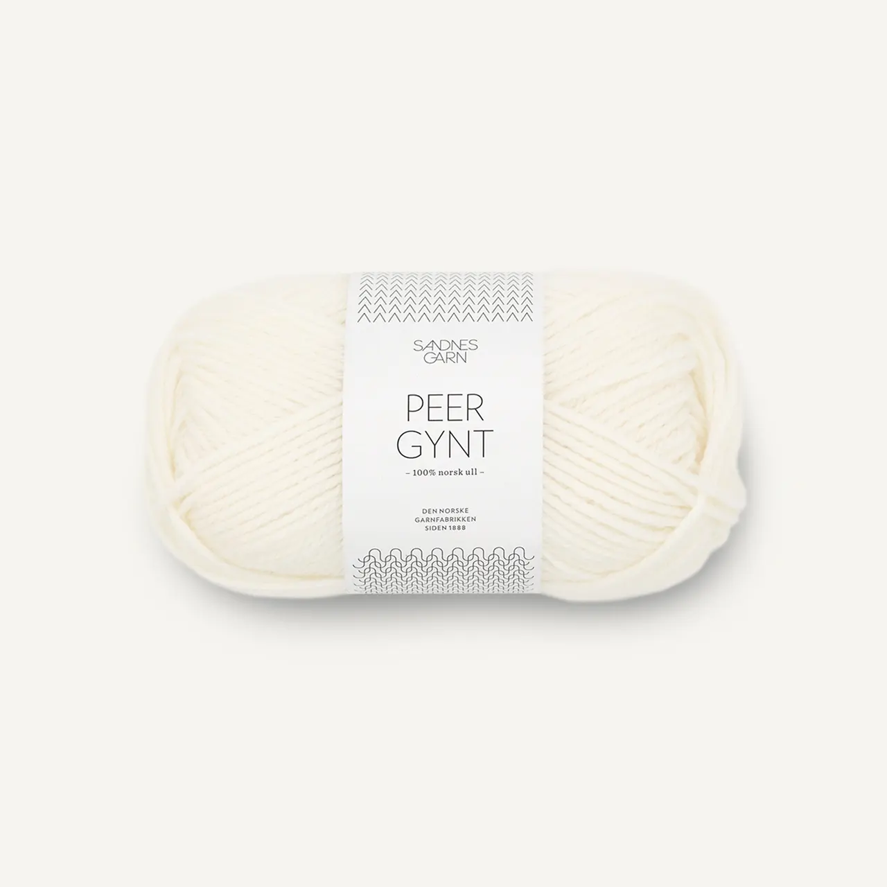Peer Gynt 1002 Hvit von Sandnes Garn. Norwegische Wolle ist leicht und warm und trotzdem robust.