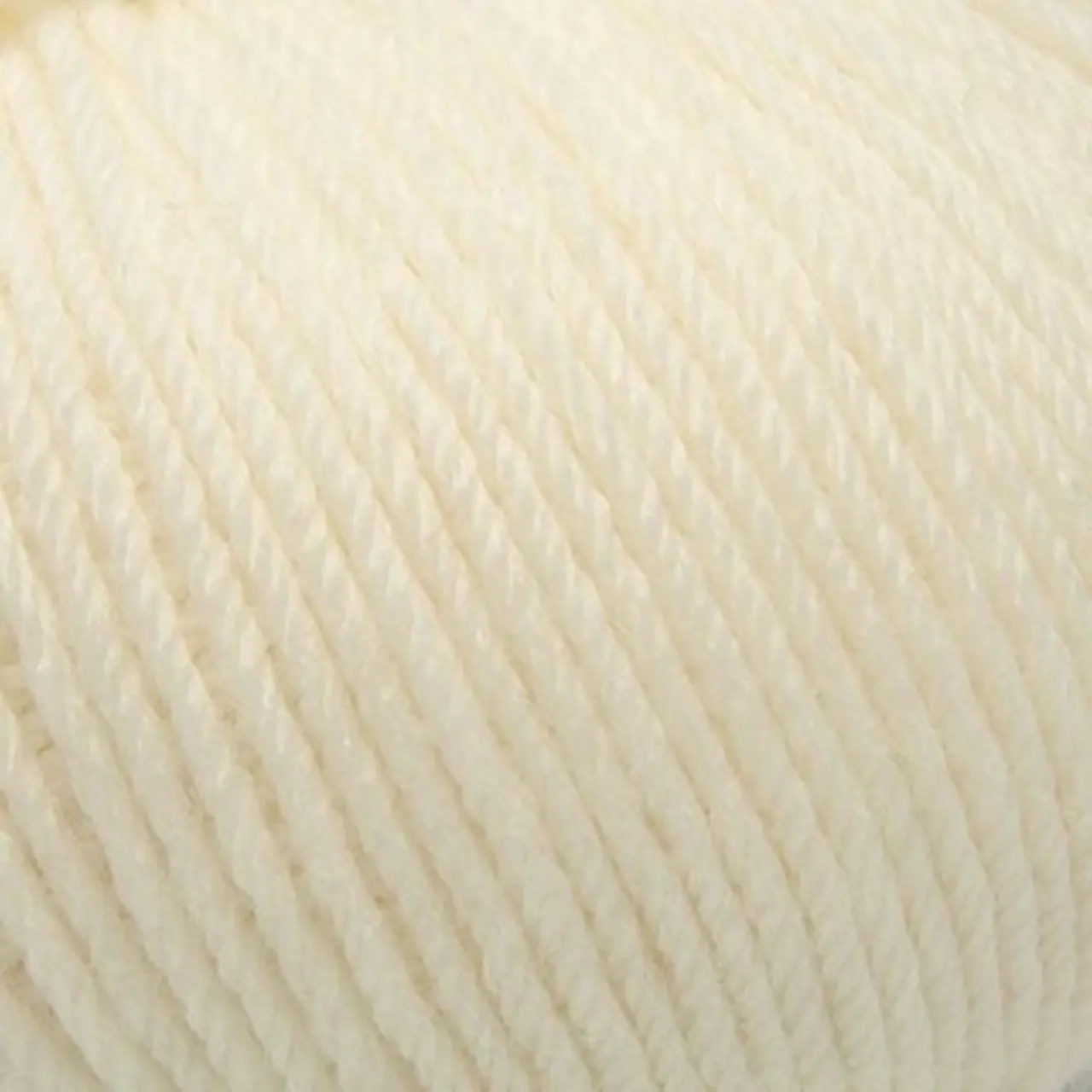 Unisocks 6-Fach 1 Weiß​ von Laines Du Nord. Hochwertige extra dicke Sockenwolle in Uni-Farben für warme und langlebige Strickprojekte - ideal für kuschelige Wintersocken aber auch für Mützen Handschuhe oder Pullover.