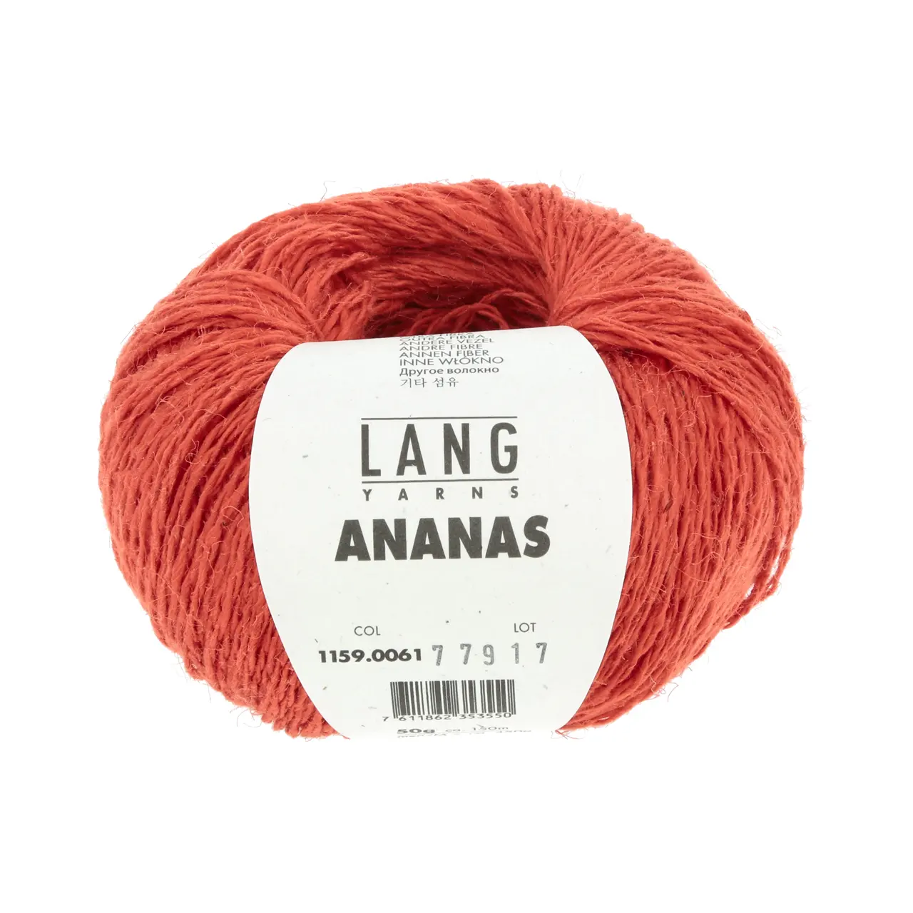 Ananas 61 Tomate von Lang Yarns. Die Ananasfaser in diesem Garn wird aus den Blättern der Ananaspflanze gewonnen die normalerweise als Abfall gelten und oft verbrannt werden. Die verwendeten Fasern werden durch eine nachhaltige Methode ohne Bleichmittel verarbeitet. Stattdessen werden Verunreinigungen mit einem enzymatischen Waschverfahren entfernt das keine schädlichen Chemikalien verwendet und der restliche Prozess ist vollständig mechanisch um die Umweltbelastung zu