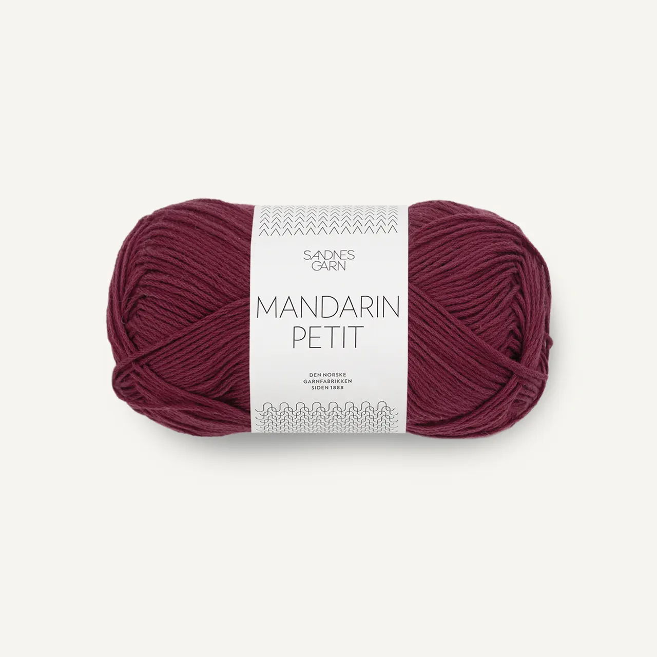 Mandarin petit 4372 Dyp Burgunder von Sandnes Garn. Herrlich weiches Baumwollgarn das sich für Babys Kinder und Erwachsene eignet.