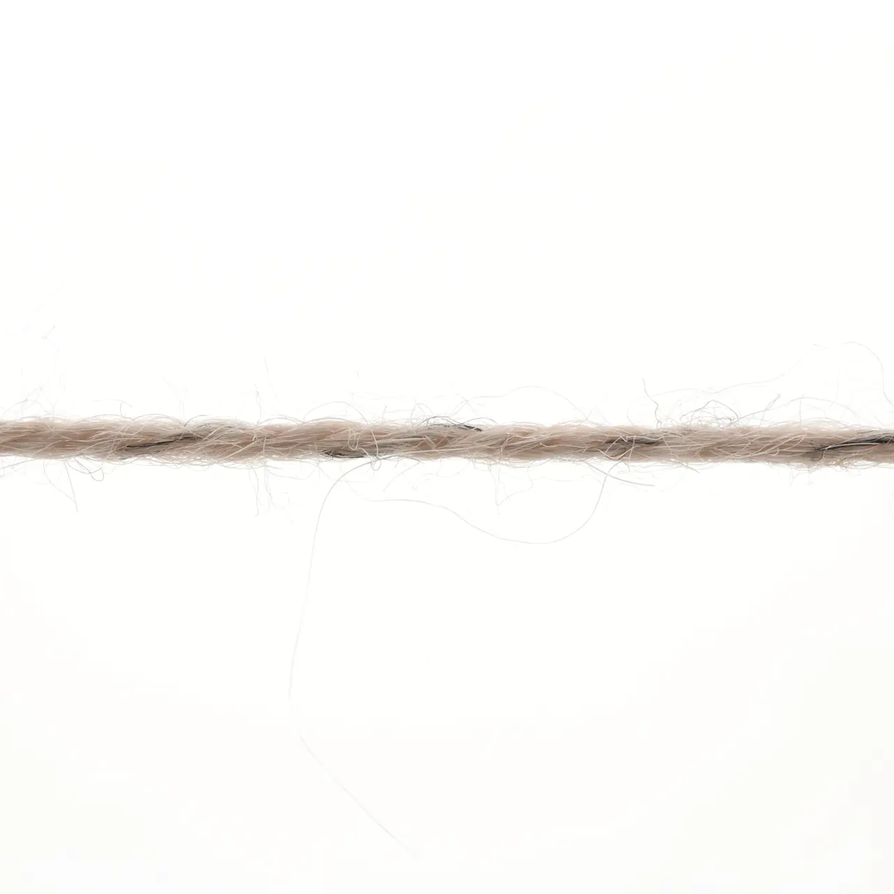 Alpaca Soxx Tweed 38 Haselnuss von Lang Yarns. Neu bieten wir Ihnen unsere Qualität ALPACA SOXX 4-fach auch mit Tweed Noppen an. Dank der Kombination aus Baby Alpaca Schurwolle und Polyamid eignet sich das Garn perfekt für kuschelige Socken und zahlreiche weitere Strickideen. ALPACA SOXX TWEED ist die ideale Wahl wenn Weichheit und Wärme im Mittelpunkt stehen.