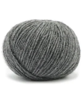 <span class="yarn-title">Cashmere 6/28</span> <span class="yarn-color">4 Graphit</span>