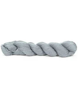 <span class="yarn-title">Pinta</span> <span class="yarn-color">121 Silber</span>