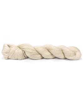 <span class="yarn-title">Pinta</span> <span class="yarn-color">122 Beige</span>