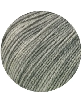 <span class="yarn-title">Brigitte Silkdream</span> <span class="yarn-color">15 Grau</span>