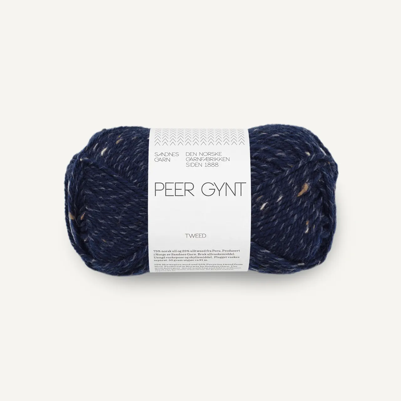 Peer Gynt 5585 Marineblå / Natur Tweed von Sandnes Garn. Norwegische Wolle ist leicht und warm und trotzdem robust.
