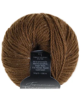 <span class="yarn-title">Tasmanian Tweed</span> <span class="yarn-color">34 Braun</span>