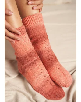 <span class="yarn-title">Rowan Sock</span> <span class="yarn-color">5 Coral</span>