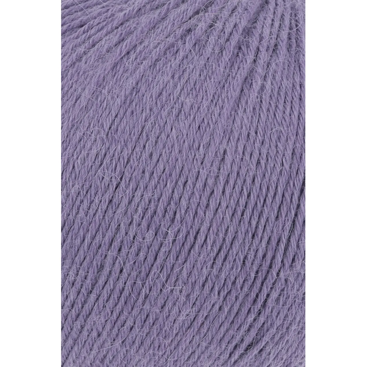 Alpaca Soxx 6-Fach 45 Lila Dunkel von Lang Yarns. Ein himmlisches Wollknäuel. Unser ALPACA SOXX 6-fach besteht aus 70% superfeinem Alpaka und 30% strapazierfähigem Nylon. Ausserdem ist der Produktionsprozess für dieses Garn sehr umweltfreundlich. Diese Qualität ist in der Waschmaschine im Wollwaschgang (Schonwaschgang)