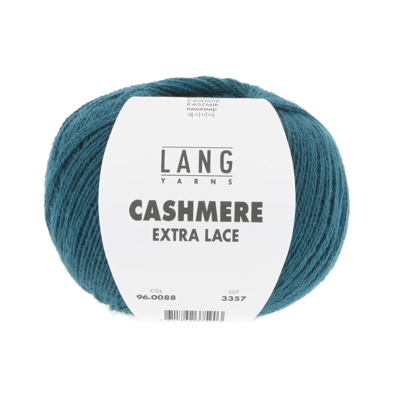 Cashmere Extra Lace 88 Petrol von Lang Yarns. CASHMERE EXTRA LACE ist ein edles Beilaufgarn aus reinem Kaschmir das sich wunderbar weich und luxuriös anfühlt. Es eignet sich hervorragend zum Kombinieren mit anderen Garnen und ist eine hochwertige Alternative zu klassischen Mohair-Seide-Mischungen. Aber natürlich lässt es sich auch solo verstricken z. B. zu zarten Lace-Tüchern und filigranen Accessoires. Das Garn überzeugt durch seine Leichtigkeit und ist die perfekte Wahl für Strickprojekte