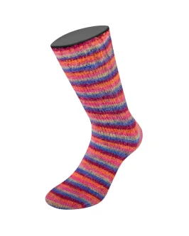 <span class="yarn-title">Cosy Socks Multi Stripes</span> <span class="yarn-color">156 Blauviolett/<wbr>Weinrot/<wbr>Kürbis/<wbr>Pink/<wbr>Graugrün</span>