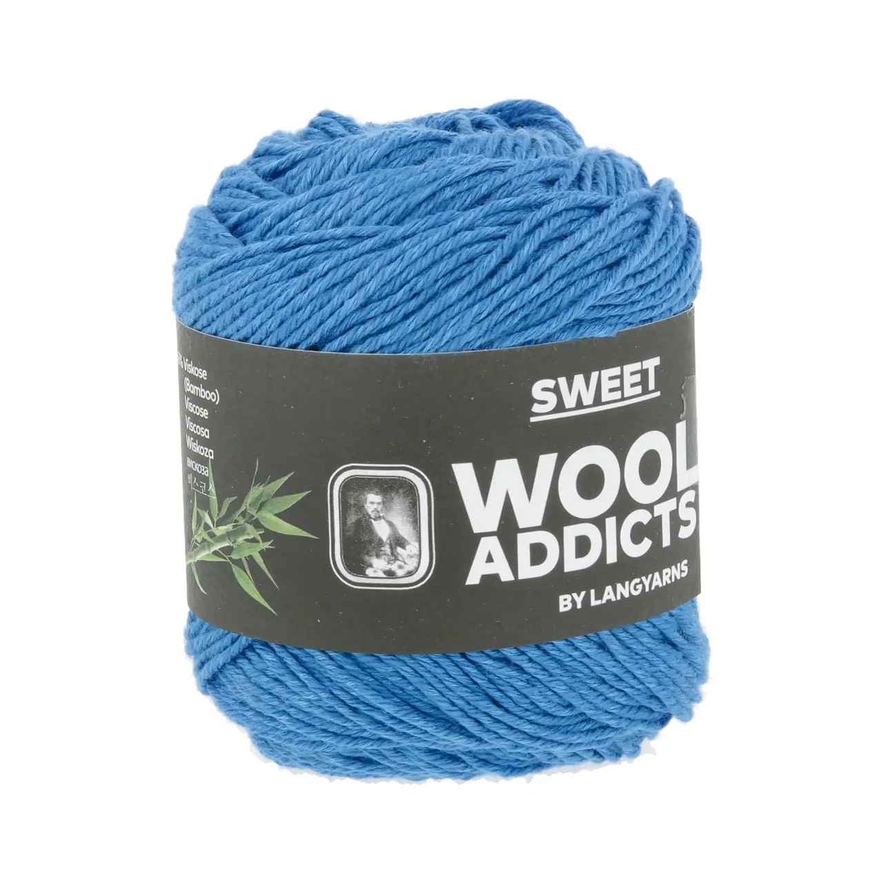 Sweet 110 Lagoon von Lang Yarns. Meet SWEET your new yarn crush. With 55% cotton and 45% bamboo viscose it’s got that silky shine and buttery-smooth feel that will have your needles swooning. And the drape you ask? Utterly irresistible.