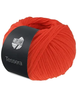 <span class="yarn-title">Tessera</span> <span class="yarn-color">7 Rot</span>