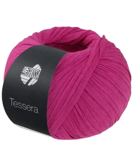 <span class="yarn-title">Tessera</span> <span class="yarn-color">9 Fuchsia</span>