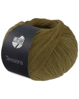 <span class="yarn-title">Tessera</span> <span class="yarn-color">18 Grünbraun</span>