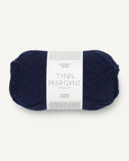 <span class="yarn-title">Tynn Peer Gynt</span> <span class="yarn-color">5575 Marine</span>