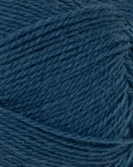 <span class="yarn-title">Tynn Peer Gynt</span> <span class="yarn-color">6062 Mørk Blå</span>