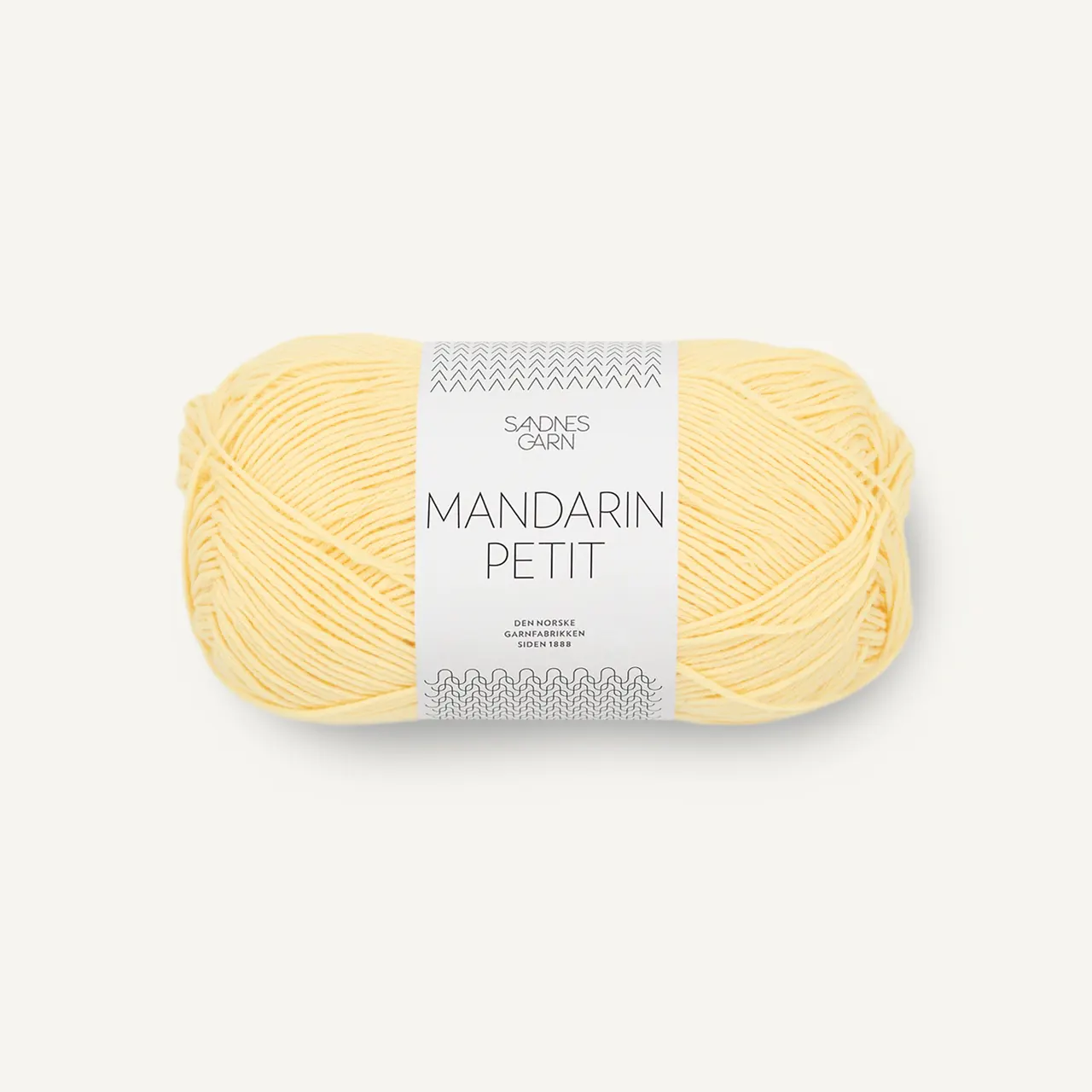Mandarin petit 2102 Gul von Sandnes Garn. Herrlich weiches Baumwollgarn das sich für Babys Kinder und Erwachsene eignet.