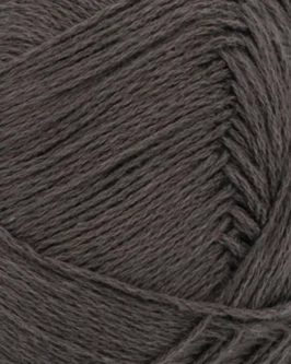 <span class="yarn-title">Tynn Line</span> <span class="yarn-color">2581 After Dark</span>