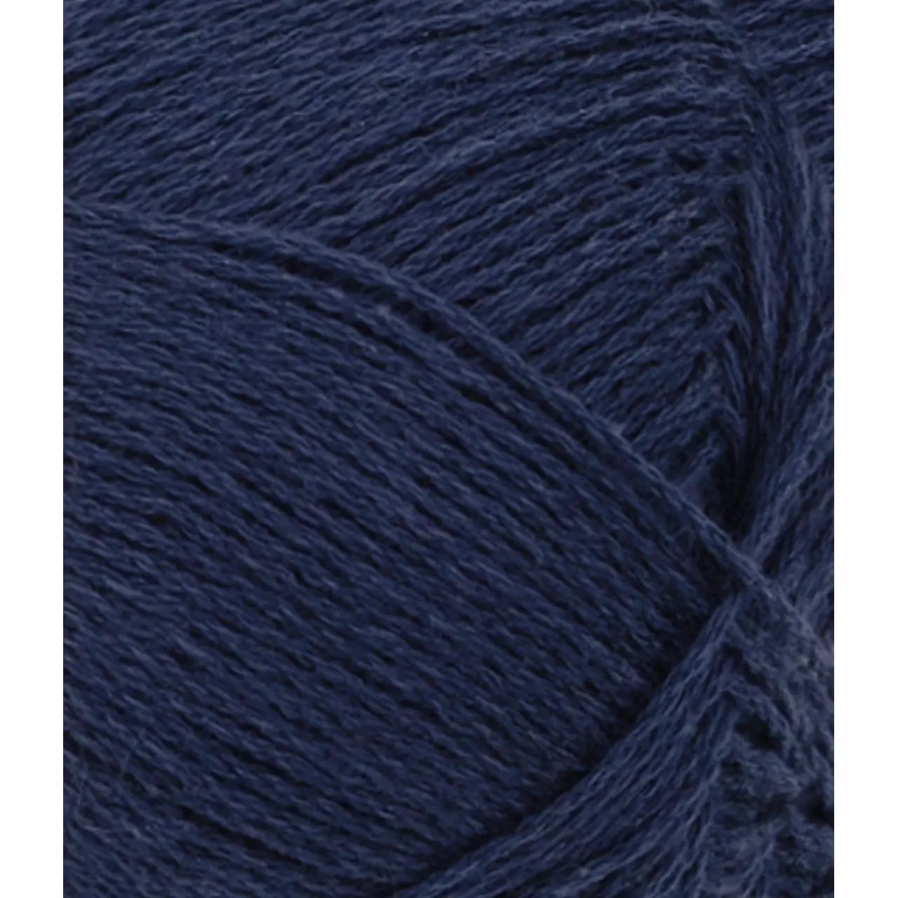 Tynn Line 6073 Seaside Navy von Sandnes Garn. Eine weiche und strapazierfähige Qualität in Leinenoptik