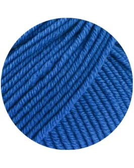<span class="yarn-title">Merino Piú</span> <span class="yarn-color">8 Blau</span>
