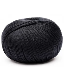 <span class="yarn-title">Arctic Pearl</span> <span class="yarn-color">1 Schwarz</span>