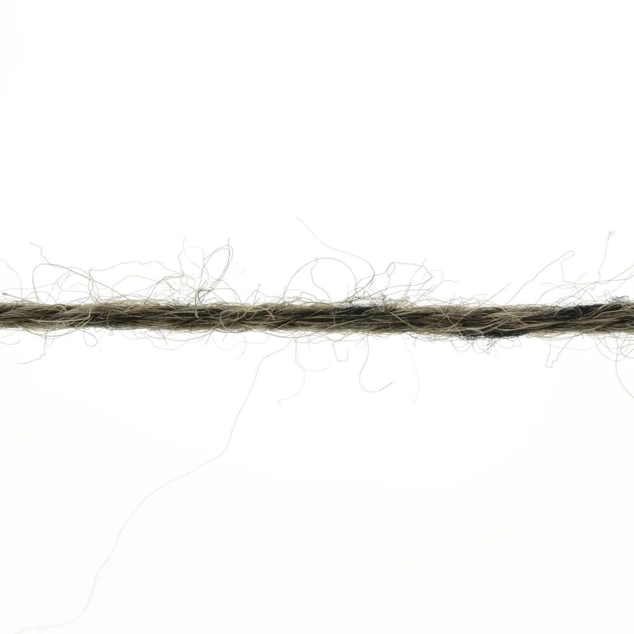 Alpaca Soxx Tweed 99 Krokodilgrün von Lang Yarns. Neu bieten wir Ihnen unsere Qualität ALPACA SOXX 4-fach auch mit Tweed Noppen an. Dank der Kombination aus Baby Alpaca Schurwolle und Polyamid eignet sich das Garn perfekt für kuschelige Socken und zahlreiche weitere Strickideen. ALPACA SOXX TWEED ist die ideale Wahl wenn Weichheit und Wärme im Mittelpunkt stehen.