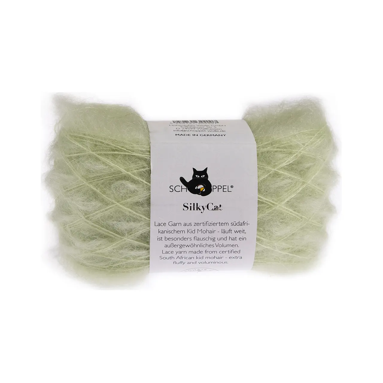 SilkyCat 6744 Linde von Schoppel. SilkyCat verbindet Seide und Mohair. Es ist ein luxuriöses federleichtes Garn das sich ideal für feine Strickprojekte und als Beilaufgarn eignet.