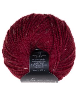 <span class="yarn-title">Tasmanian Tweed</span> <span class="yarn-color">21 Bordeaux</span>