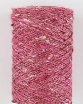 <span class="yarn-title">Tussah Tweed</span> <span class="yarn-color">sp32 Bordeaux-Creme-Mix</span>
