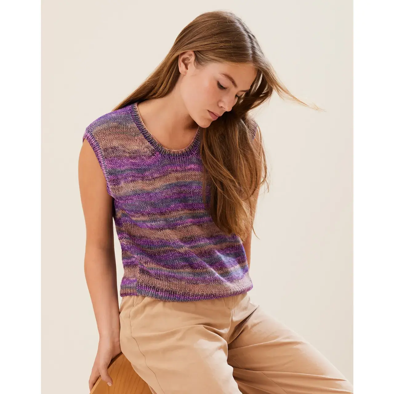 Lana Grossa Magazin Lookbook 18 Frügling/Sommer 2025 mit vielen tollen Modellen bei Wolle & Schönes