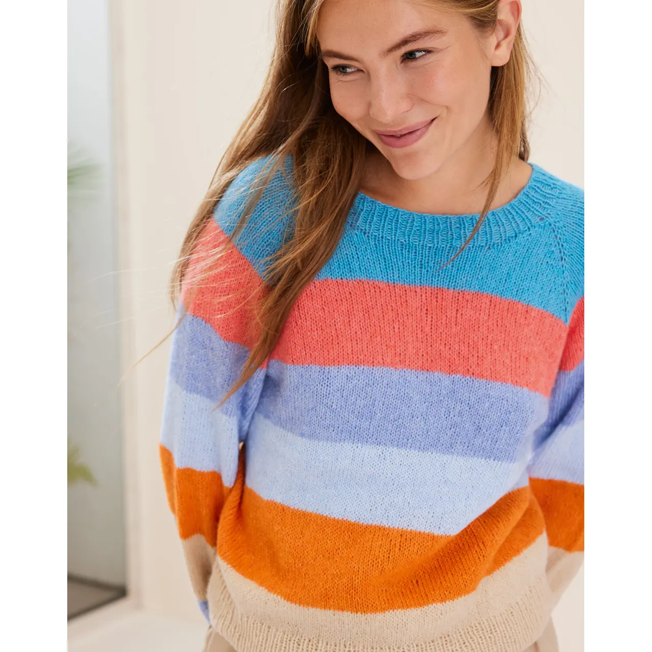 Lana Grossa Magazin Lookbook 18 Frügling/Sommer 2025 mit vielen tollen Modellen bei Wolle & Schönes
