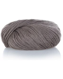 <span class="yarn-title">Mohair Lama Seide</span> <span class="yarn-color">D810 Braungrau</span>