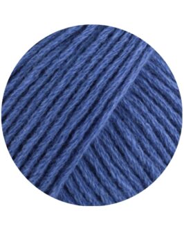 <span class="yarn-title">Cashmere Kiss</span> <span class="yarn-color">111 Marine</span>