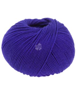 <span class="yarn-title">Merino Superiore</span> <span class="yarn-color">32 Tintenblau</span>
