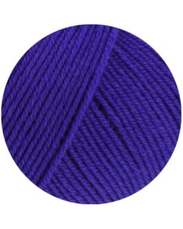 <span class="yarn-title">Merino Superiore</span> <span class="yarn-color">32 Tintenblau</span>