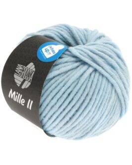 <span class="yarn-title">Mille II</span> <span class="yarn-color">85 Hellblau</span>
