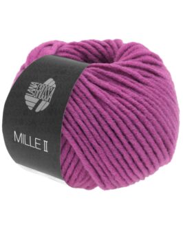 <span class="yarn-title">Mille II</span> <span class="yarn-color">152 Fuchsia</span>