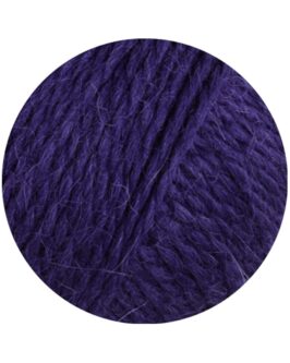 <span class="yarn-title">Natural Lama Chunky</span> <span class="yarn-color">6 Marine</span>