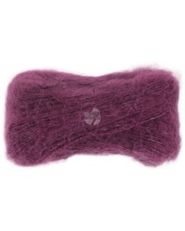 <span class="yarn-title">Setasuri</span> <span class="yarn-color">31 Bordeaux</span>