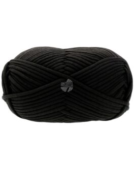 <span class="yarn-title">The Tube</span> <span class="yarn-color">16 Schwarz</span>