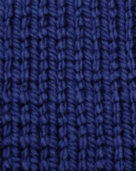<span class="yarn-title">Fire</span> <span class="yarn-color">35 Navy</span>