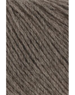<span class="yarn-title">Yak</span> <span class="yarn-color">39 Camel Mélange</span>