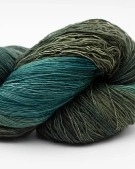 <span class="yarn-title">Marina</span> <span class="yarn-color">37 Arboretum (Grün)</span>