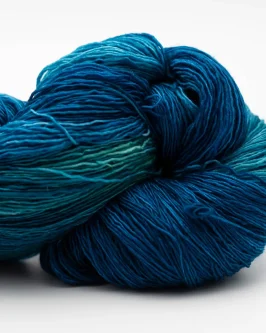 <span class="yarn-title">Marina</span> <span class="yarn-color">44 Atlantis (Blau, Türkis)</span>