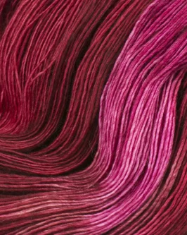 <span class="yarn-title">Marina</span> <span class="yarn-color">6422 Sangre (Rot, Rosa)</span>
