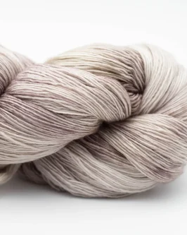 <span class="yarn-title">Marina</span> <span class="yarn-color">6977 Suede (Beige)</span>