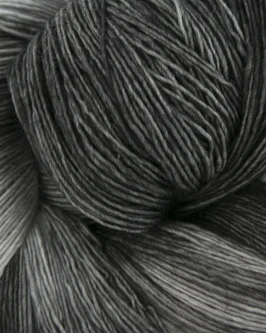 <span class="yarn-title">Marina</span> <span class="yarn-color">7593 Steampunk (Schwarz, Grau, Braun)</span>