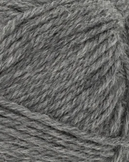 <span class="yarn-title">Peer Gynt</span> <span class="yarn-color">1053 Mørk Gråmelert</span>