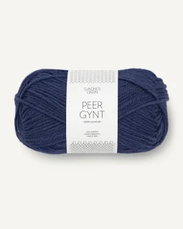 <span class="yarn-title">Peer Gynt</span> <span class="yarn-color">6364 Mørk Blå</span>